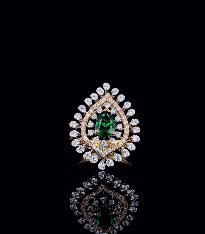 Emerald Teardrop Aura Ring